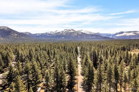 $750,000 | 1076 Lodi Avenue, South Lake Tahoe, CA 96150