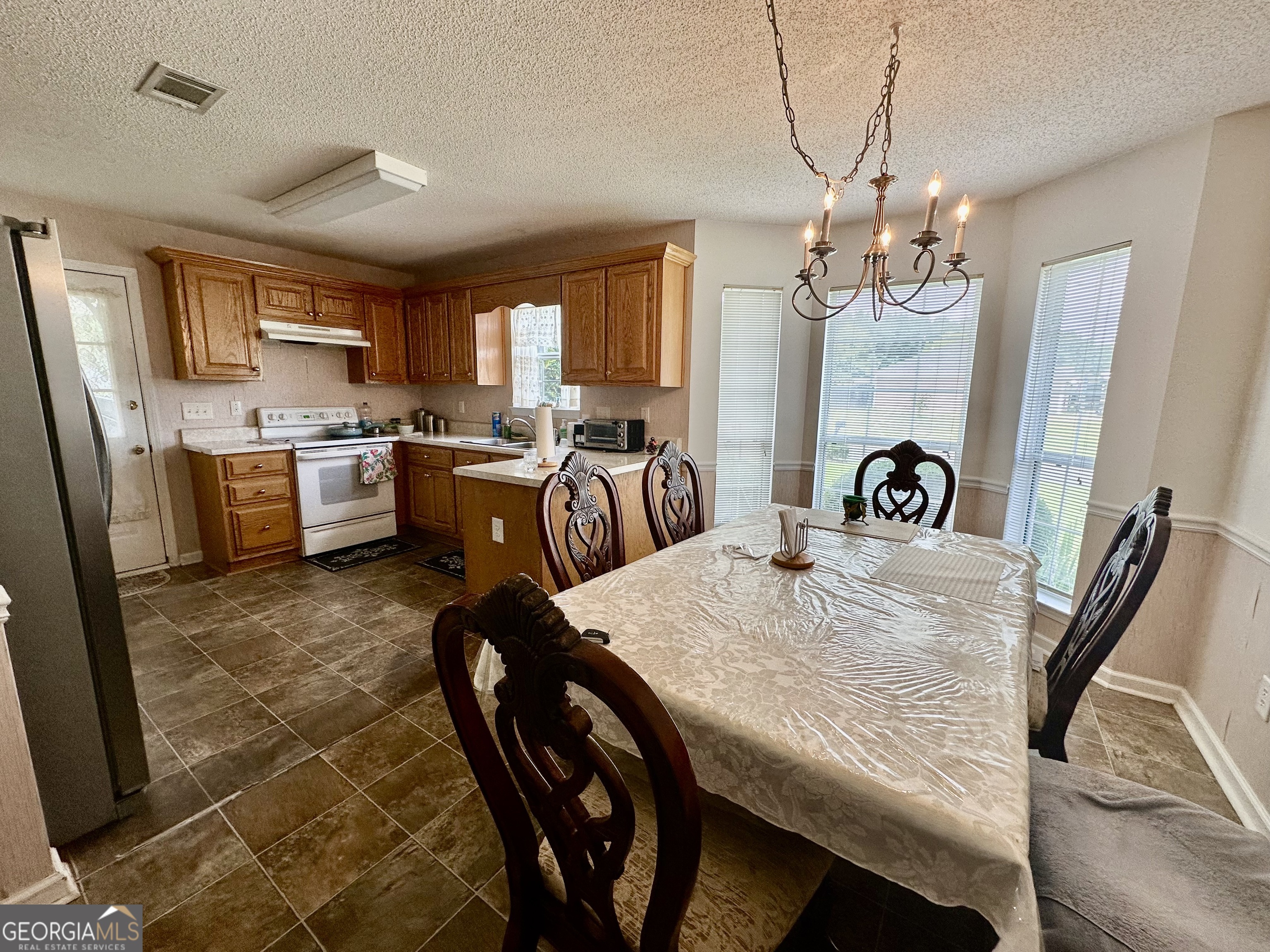 1 West Tara Lane Rome, GA 30165 - Photo 2 of 8