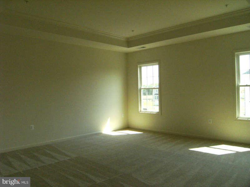 13333 Redspire Drive Silver Spring, MD 20906 - Photo 18 of 30 a view of room and window