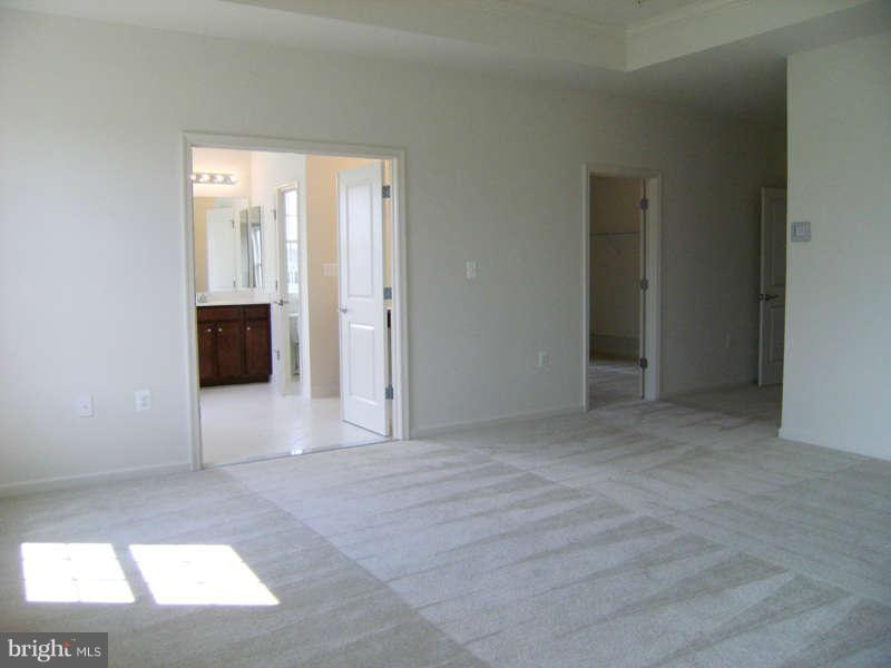 13333 Redspire Drive Silver Spring, MD 20906 - Photo 20 of 30 a view of an empty room with a window