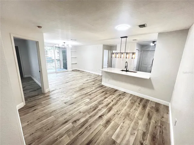 $1,875 | 7618 Pissarro Drive, Unit 15205, Orlando, FL 32819