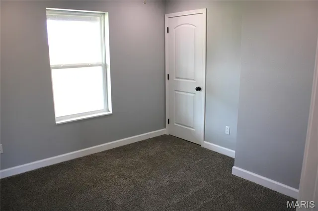 $304,900 | 2125 County Road 2730, Moberly, MO 65270