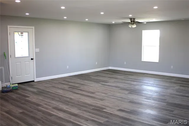 $304,900 | 2125 County Road 2730, Moberly, MO 65270