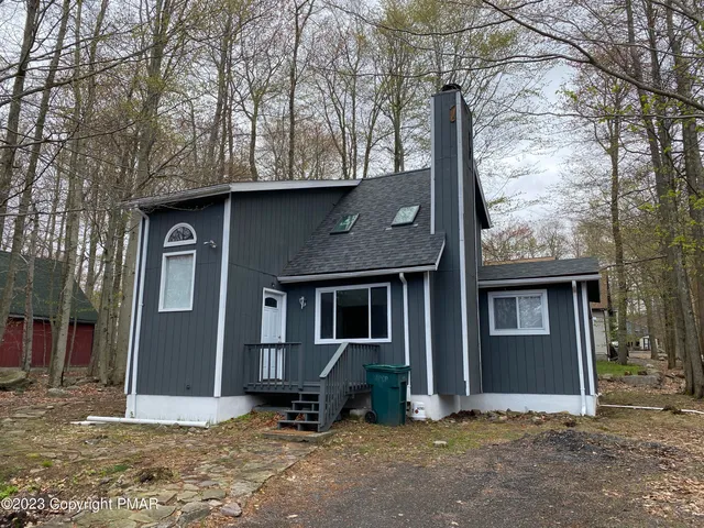 $1,900 | 7173 Robinwood Drive, Tobyhanna, PA 18466