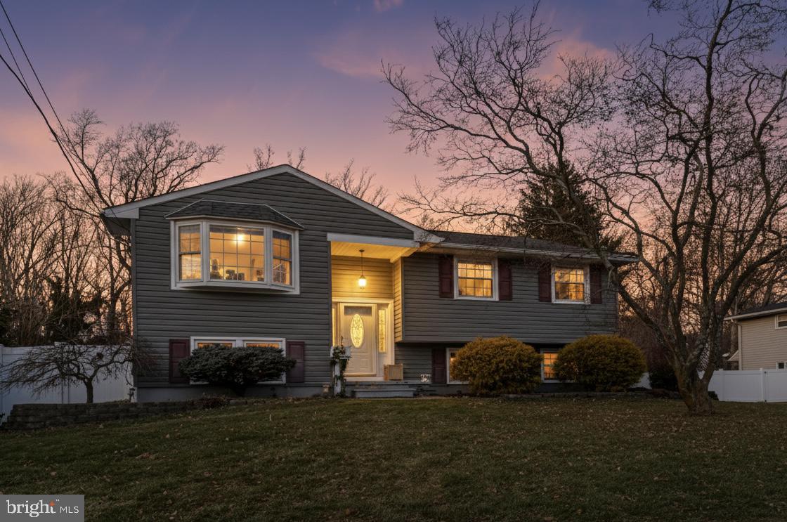 113 Parkview Road Stratford, NJ 08084 - Photo 1 of 35