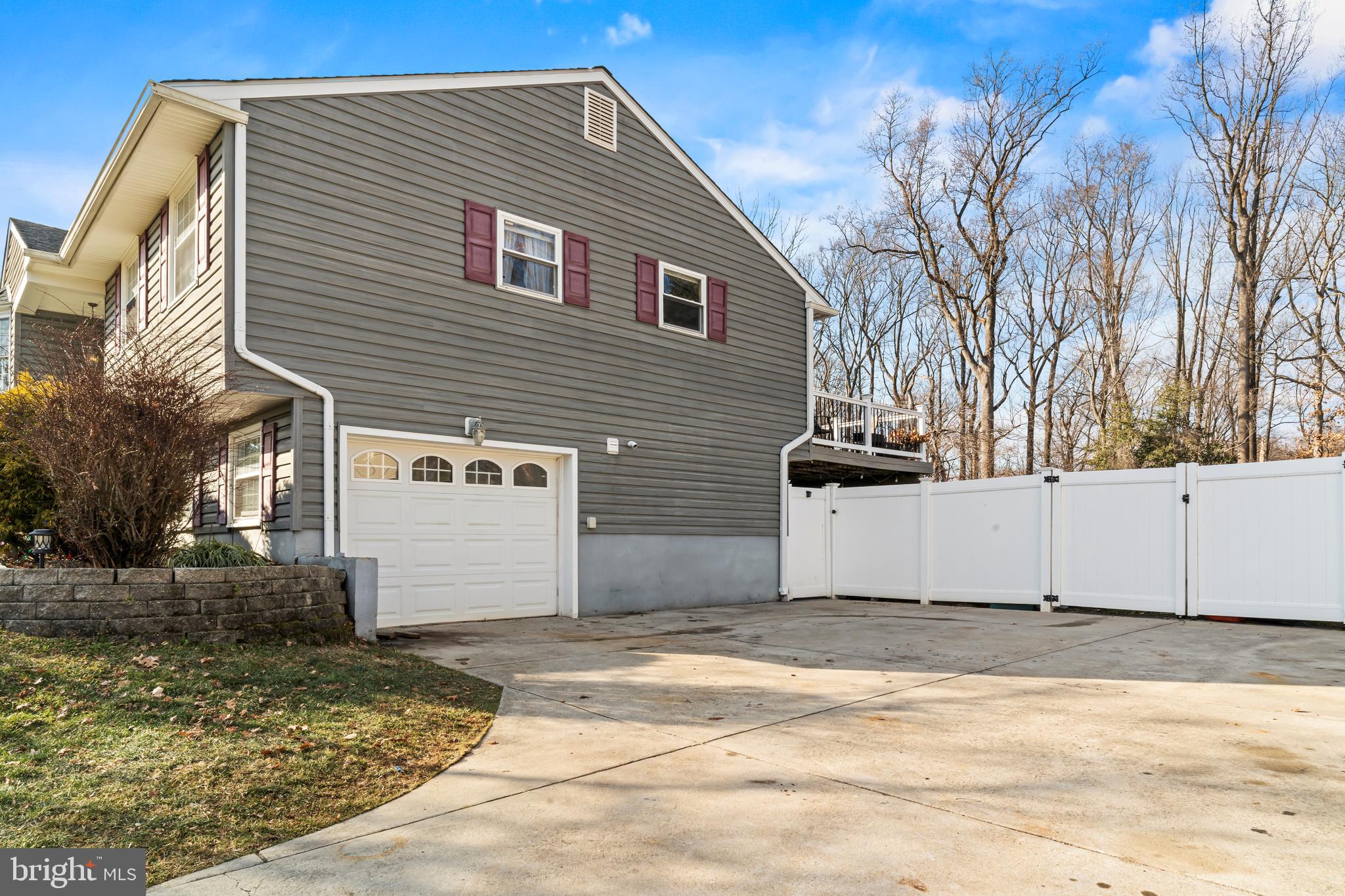 113 Parkview Road Stratford, NJ 08084 - Photo 4 of 35