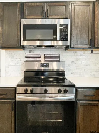 $1,095 | 1804 West 24th Street, Tyler, TX 75702