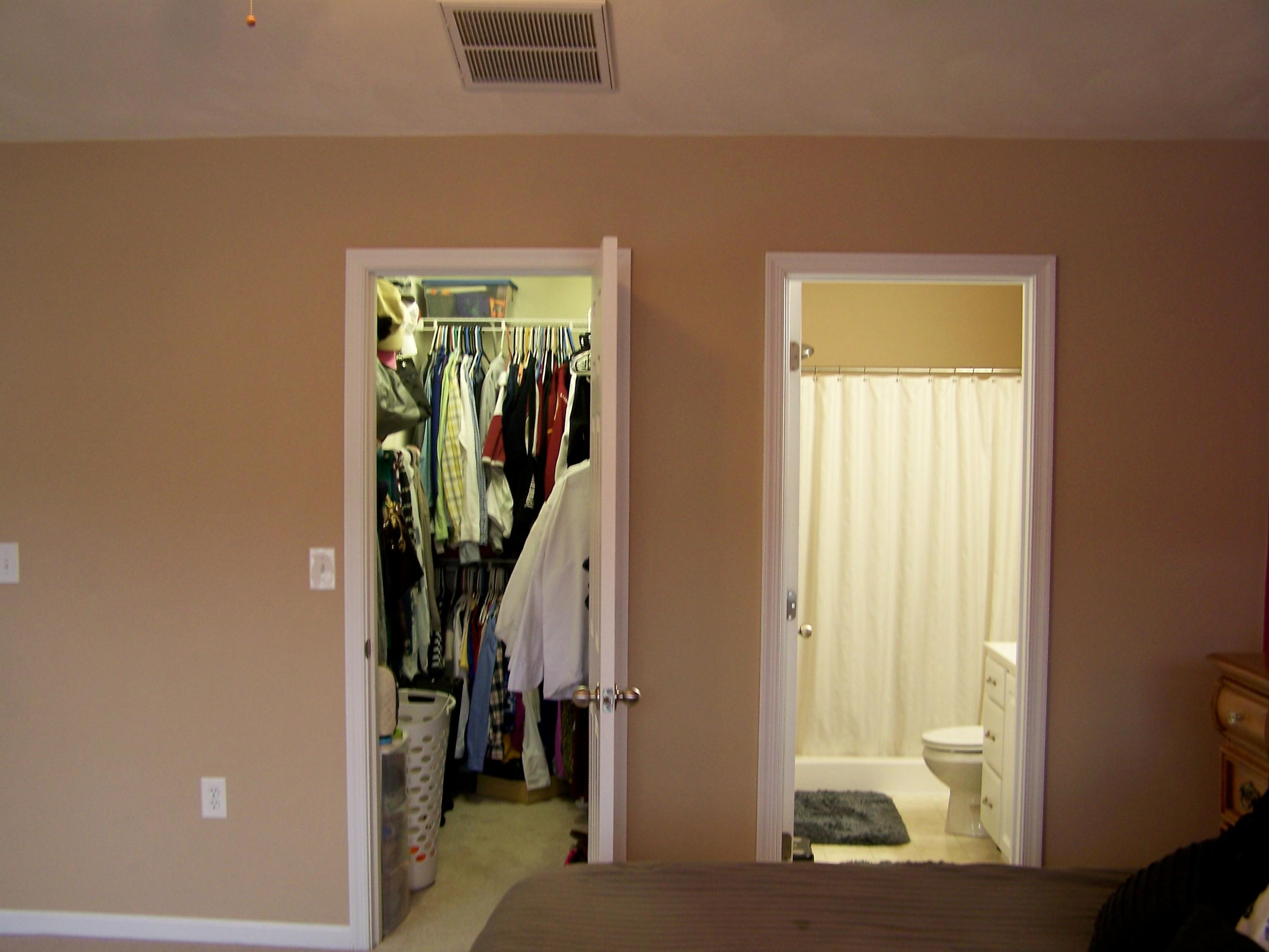 8703 Little Hoop Road Roanoke, VA 24019 - Photo 22 of 30 Large Walk-in Closet & Master Bathroom