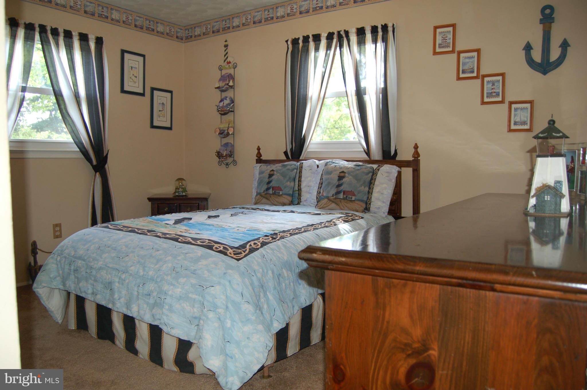 15002 Alaska Road Woodbridge, VA 22191 - Photo 6 of 21 Bedroom on the main floor