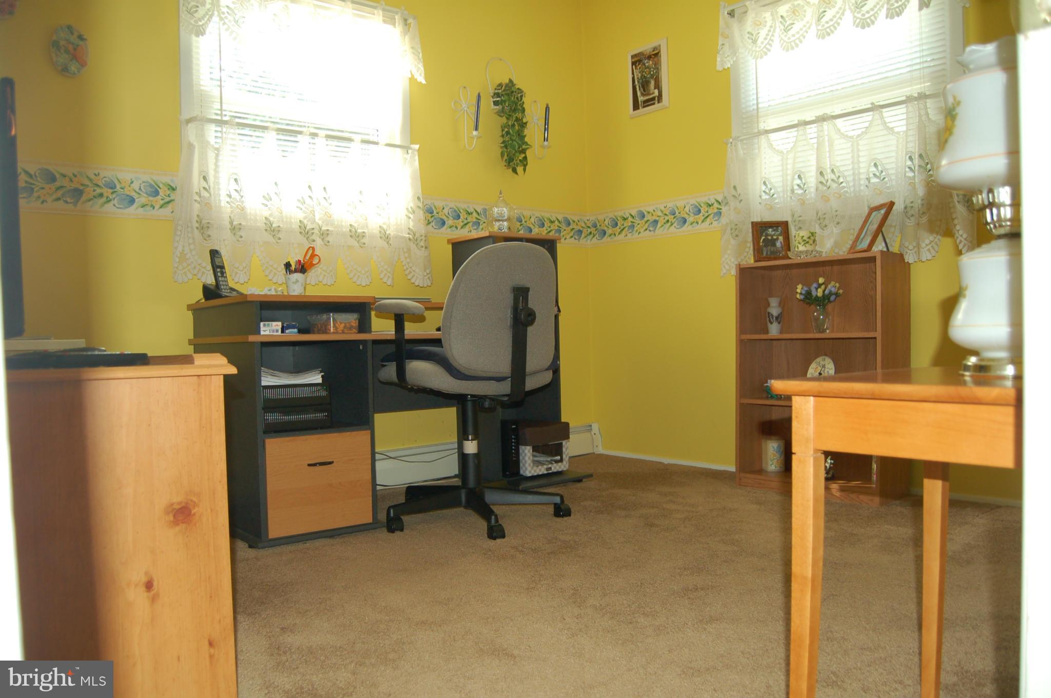 15002 Alaska Road Woodbridge, VA 22191 - Photo 8 of 21 Bedroom on Main Floor
