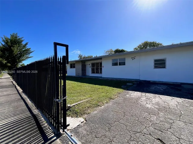 $5,100 | 1160 Northeast 200th Terrace, Miami, FL 33179