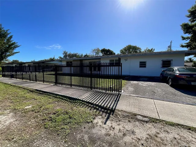 $5,100 | 1160 Northeast 200th Terrace, Miami, FL 33179