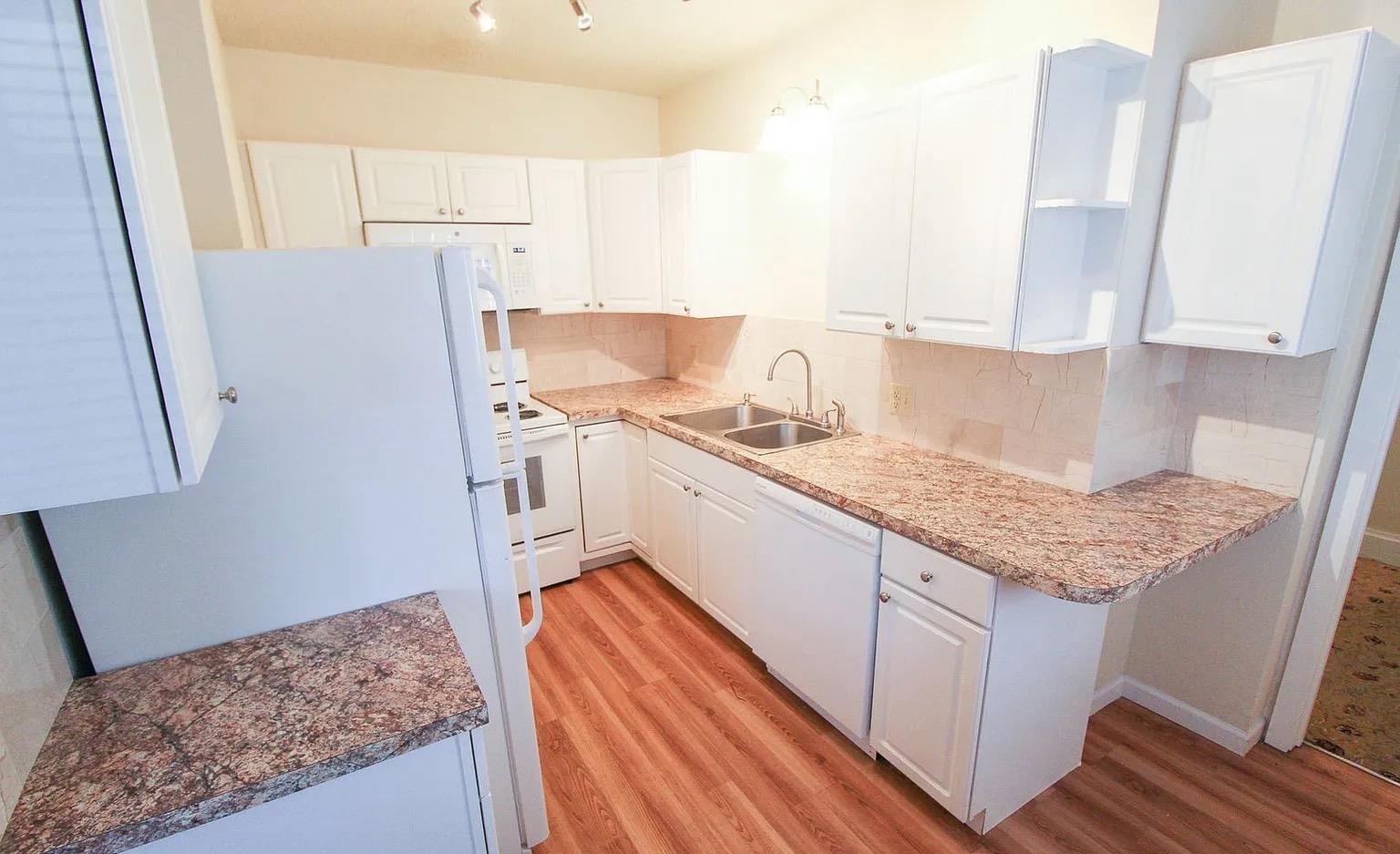 1428 West Tenth Avenue Spokane, WA 99204 - Photo 10 of 17