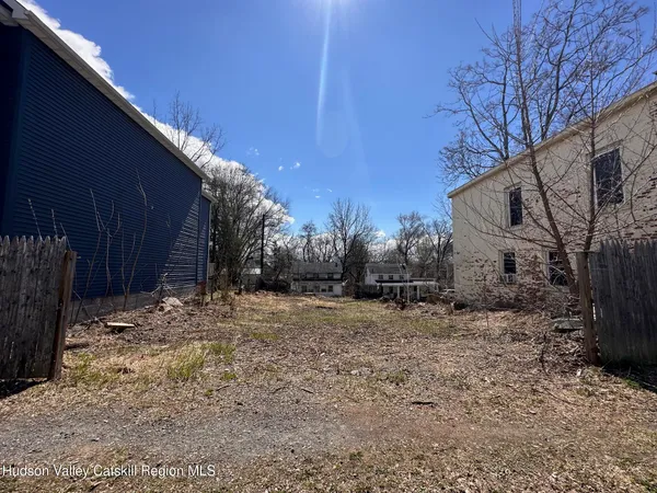 $99,000 | 18 Russell Street, Saugerties, NY 12477