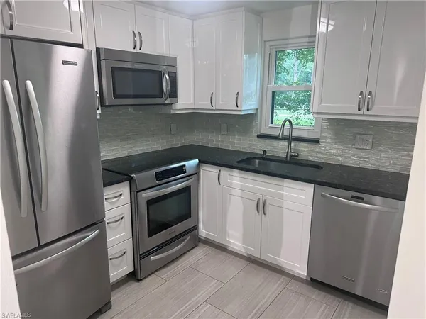 $229,999 | 1440 Green Valley Circle, Unit 601, Naples, FL 34104