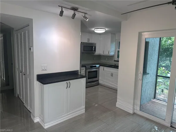 $229,999 | 1440 Green Valley Circle, Unit 601, Naples, FL 34104