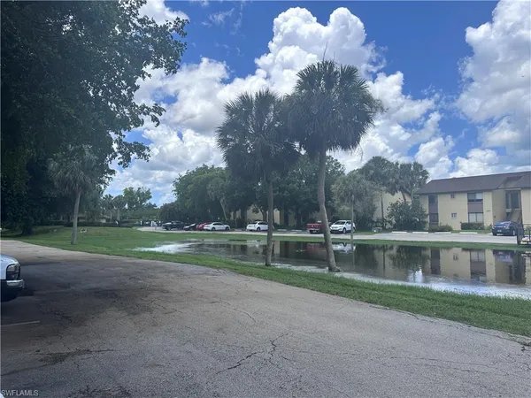 $229,999 | 1440 Green Valley Circle, Unit 601, Naples, FL 34104