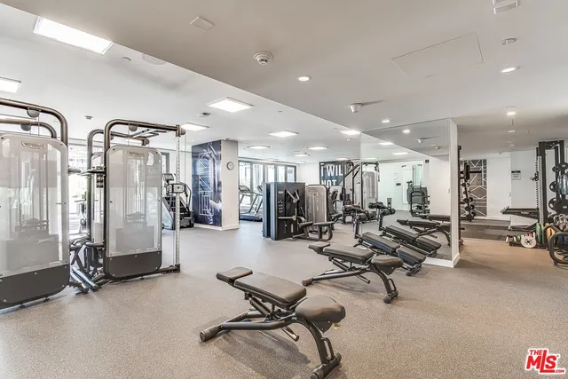 $3,500 | 1100 South Grand Avenue, Unit A003, Los Angeles, CA 90015