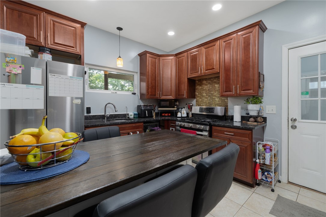 243 Killingly Street Providence, RI 02909 - Photo 39 of 46