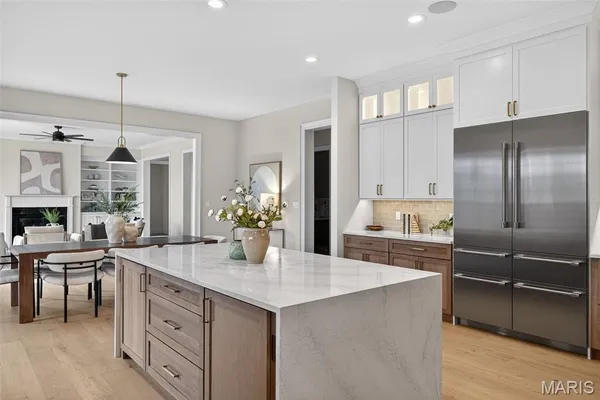 $3,390,000 | 8 Briarbrook Trail, St. Louis, MO 63131
