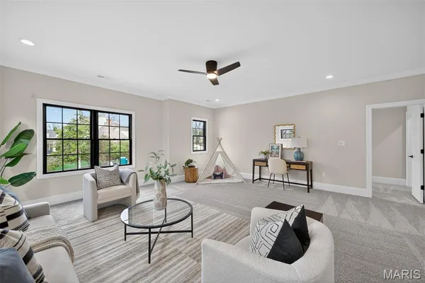 $3,390,000 | 8 Briarbrook Trail, St. Louis, MO 63131