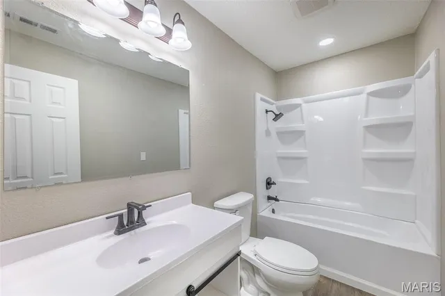 $124,500 | 1905 Kentucky Avenue, Poplar Bluff, MO 63901