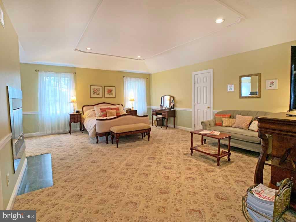 1591 Brookfield Road Newtown, PA 18940 - Photo 25 of 65 Master Suite