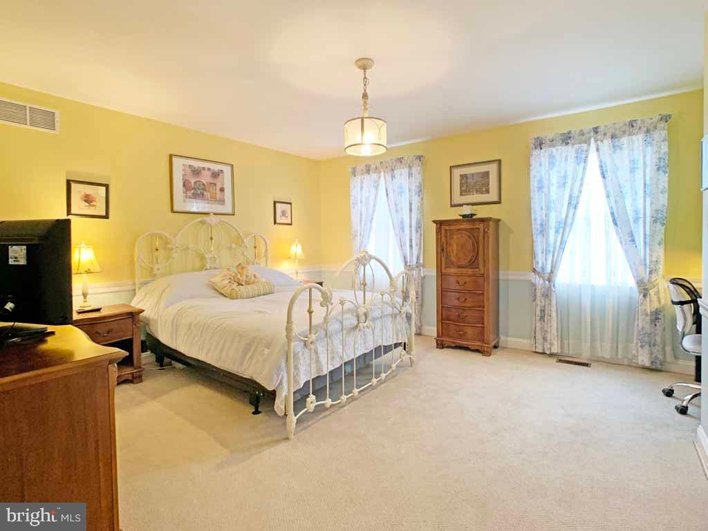 1591 Brookfield Road Newtown, PA 18940 - Photo 38 of 65 Bedroom 4