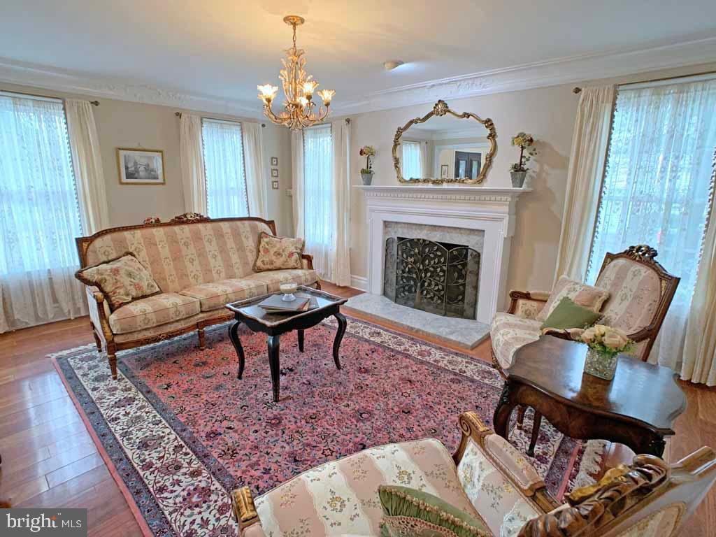 1591 Brookfield Road Newtown, PA 18940 - Photo 8 of 65 Living Room