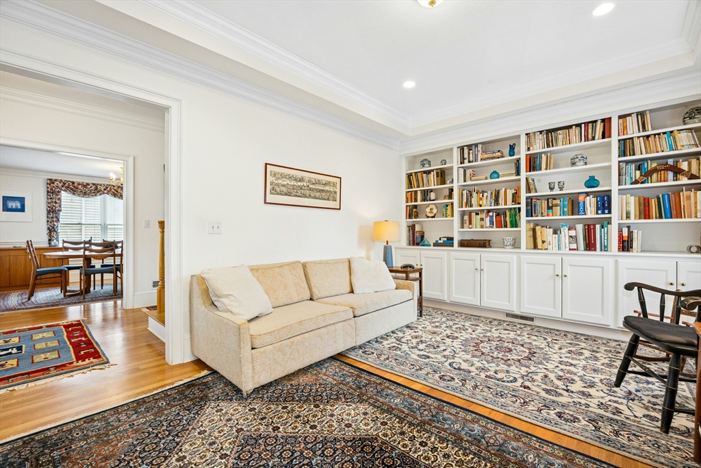 69 Bridge Street Lexington, MA 02421 - Photo 4 of 38 Gallery Image 4