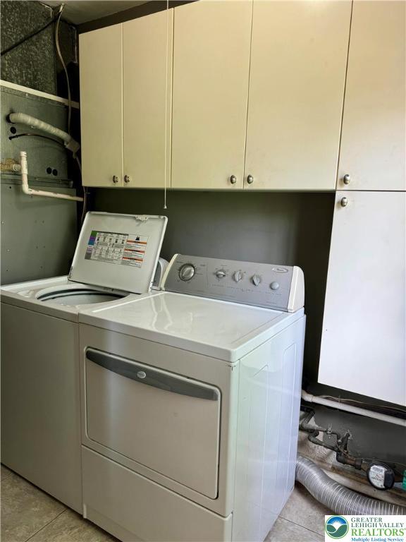4019 Gettysburg Road Camp Hill, PA 17011 - Photo 15 of 25 laundry/mud room
