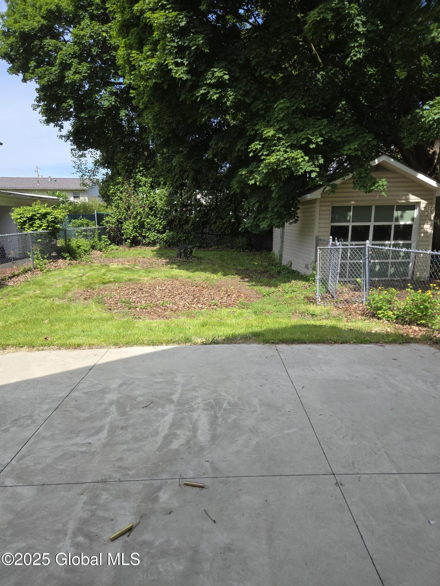 218 16th Street Schenectady, NY 12306 - Photo 31 of 35 20250528_101418