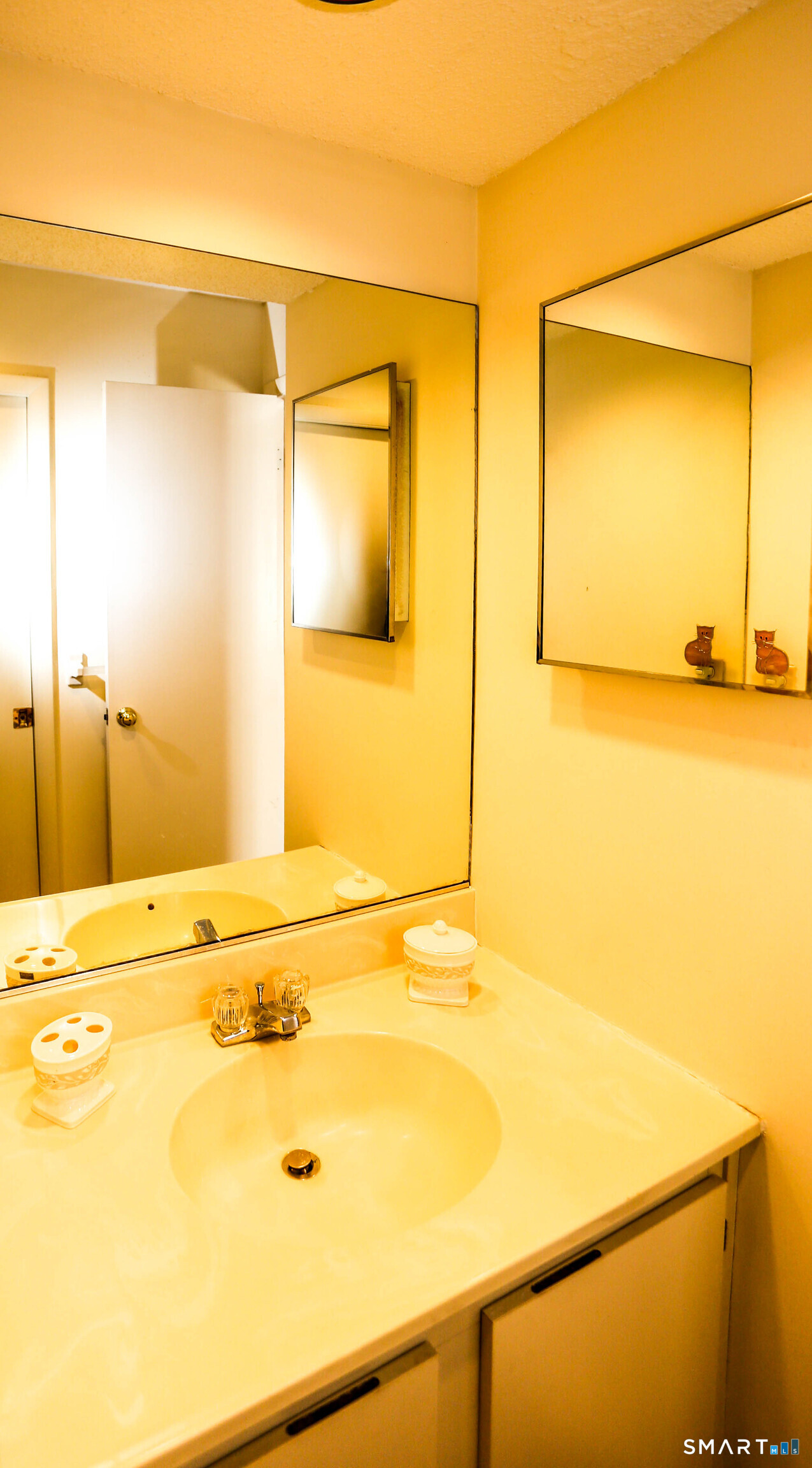 19 Woodway Road, Unit 16 Stamford, CT 06907 - Photo 15 of 35