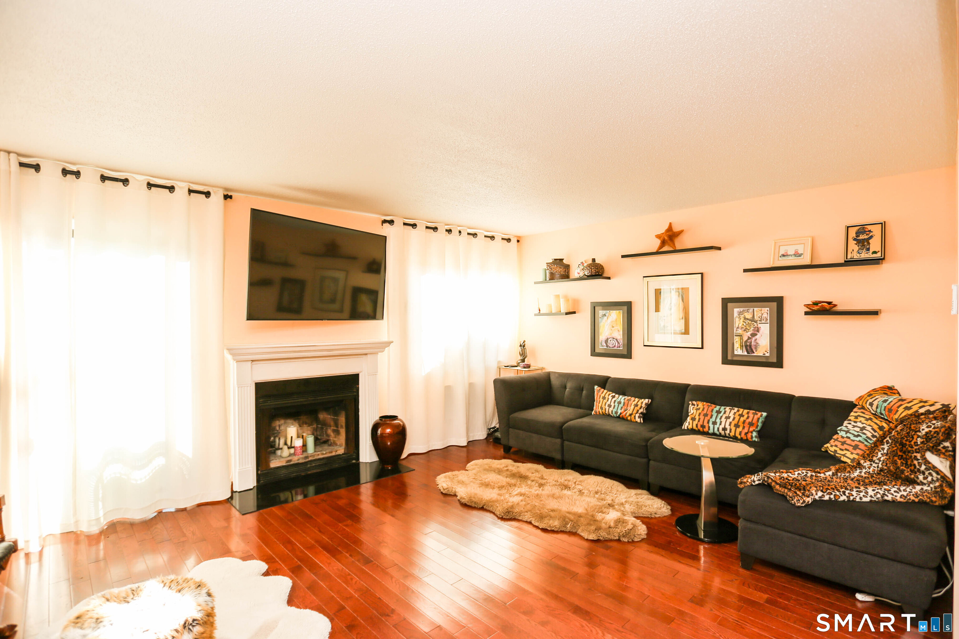 19 Woodway Road, Unit 16 Stamford, CT 06907 - Photo 2 of 35