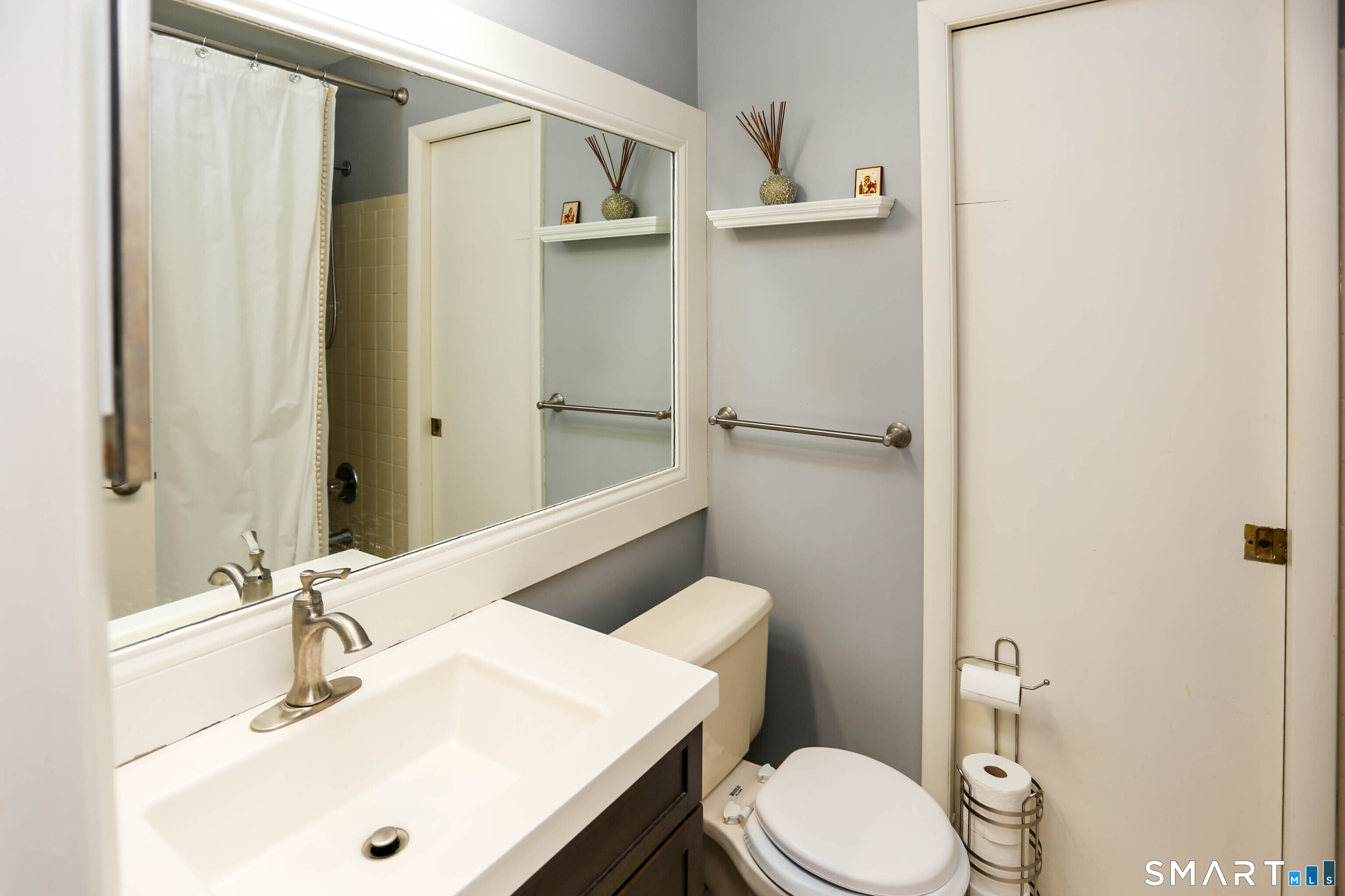 19 Woodway Road, Unit 16 Stamford, CT 06907 - Photo 21 of 35