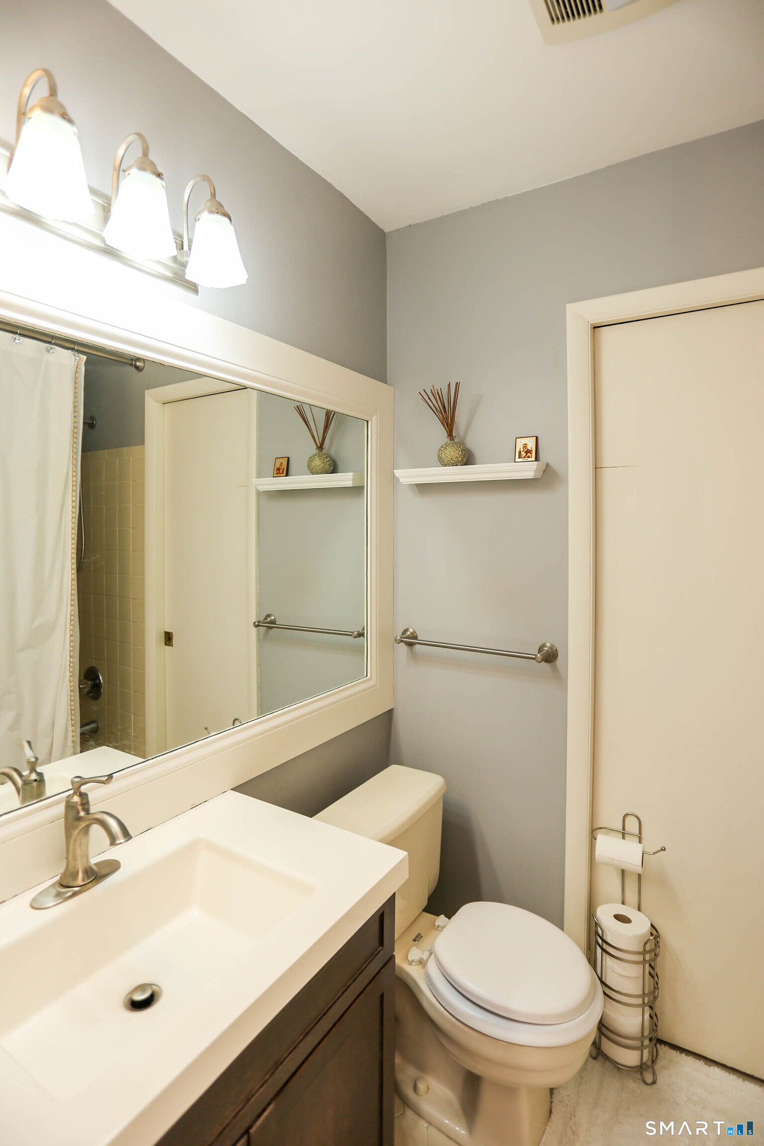 19 Woodway Road, Unit 16 Stamford, CT 06907 - Photo 22 of 35