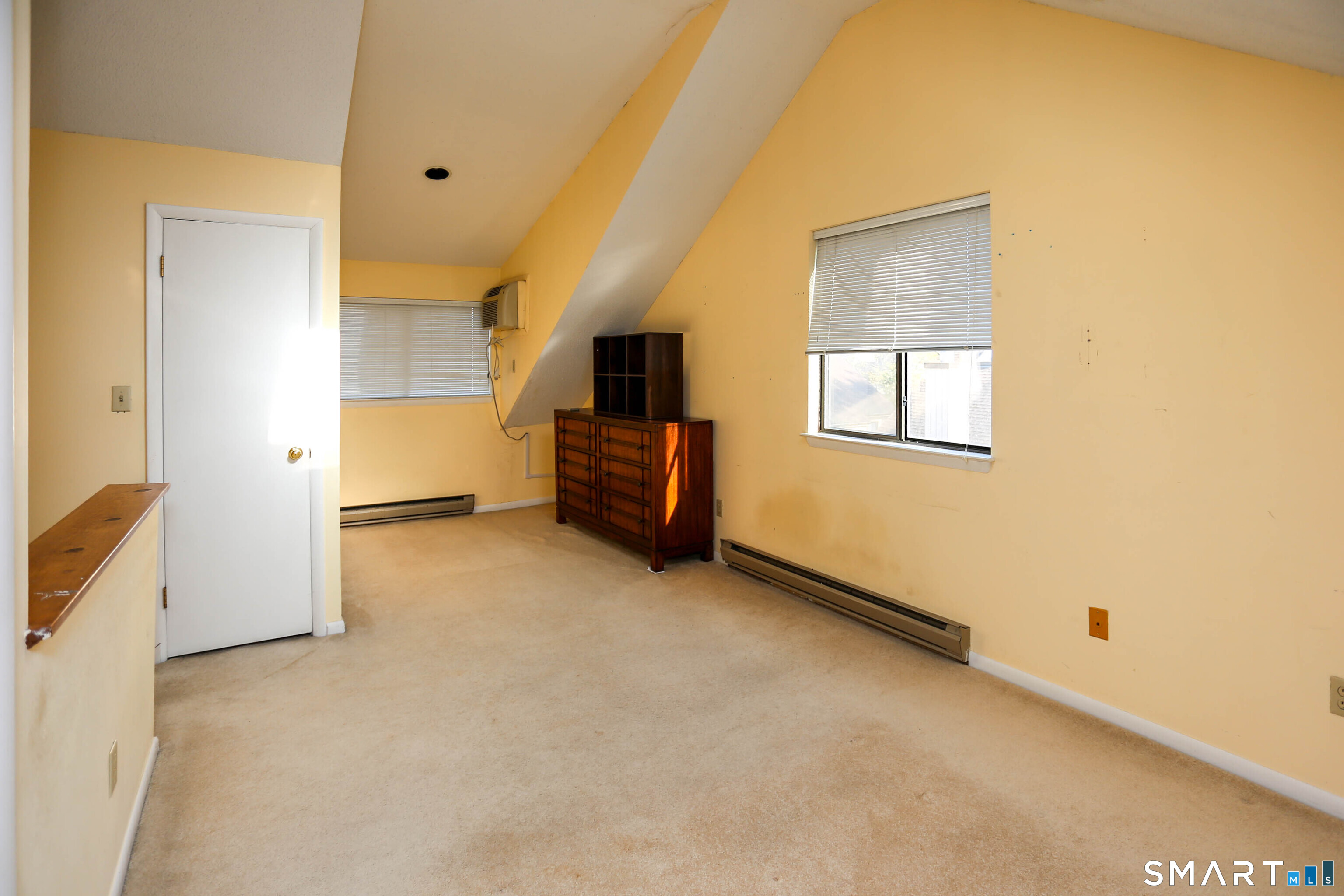 19 Woodway Road, Unit 16 Stamford, CT 06907 - Photo 24 of 35