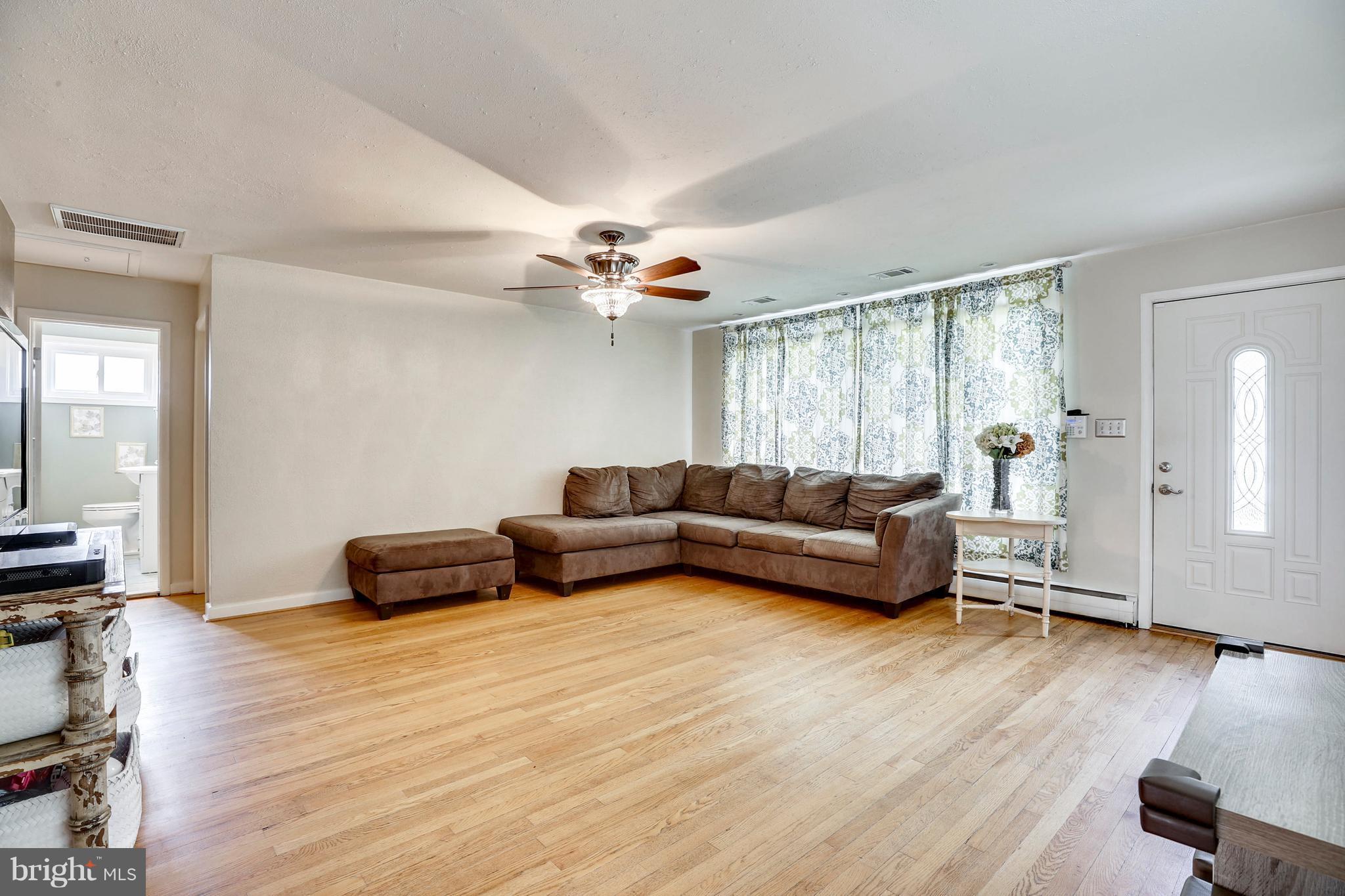221 Chelsea Road Pasadena, MD 21122 - Photo 2 of 30 Living Room