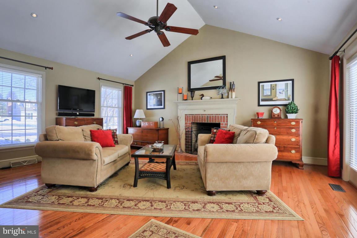 269 Buckfield Drive Lititz, PA 17543 - Photo 4 of 30