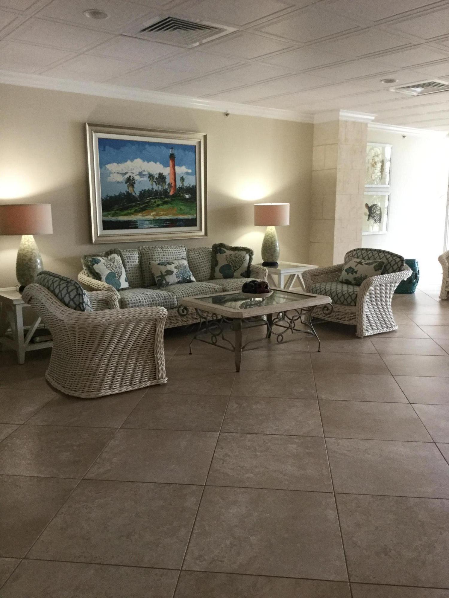 375 South Beach Road, Unit 901 PHA Tequesta, FL 33469 - Photo 21 of 23 Lobby