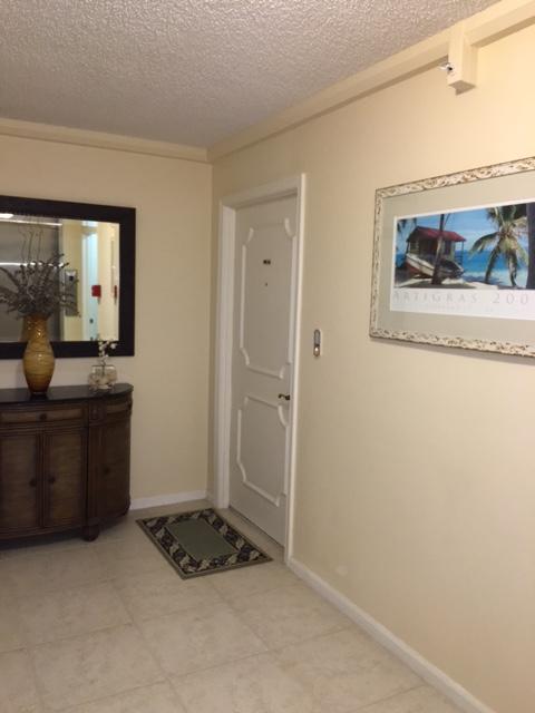 375 South Beach Road, Unit 901 PHA Tequesta, FL 33469 - Photo 9 of 23 375 Beach Road Entrance # 904