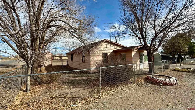 $150,000 | 1704 Ross Avenue, Alamosa, CO 81101