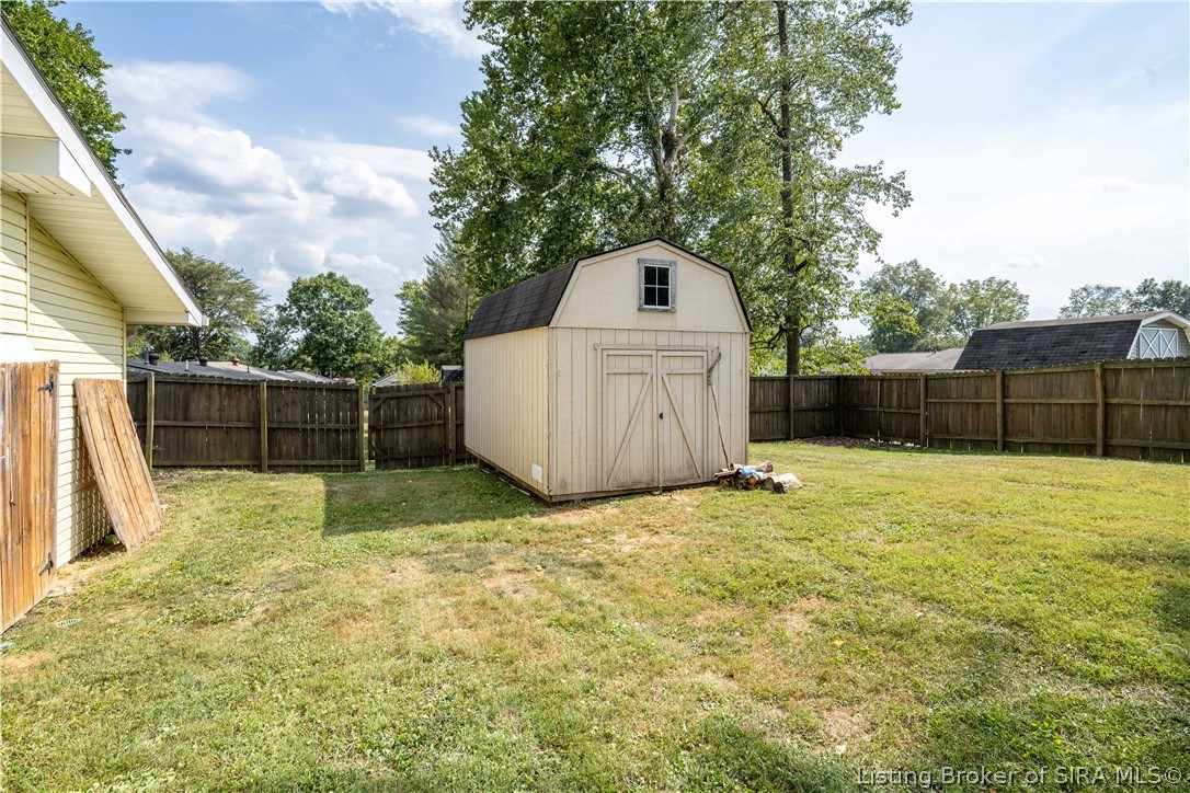 311 Lake Road Henryville, IN 47126 - Photo 26 of 29 Gallery Image 26