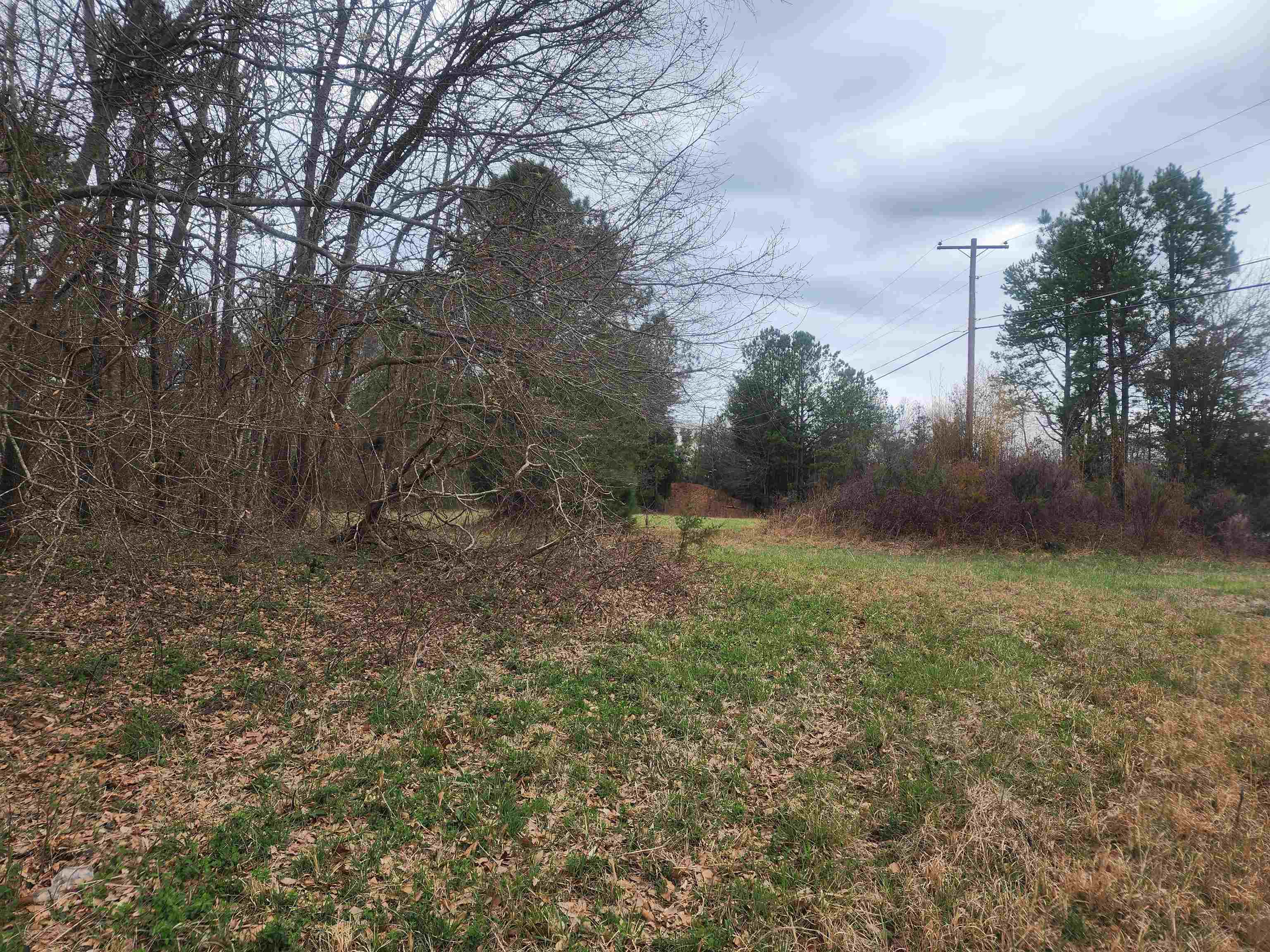 134 Old Converse Road Spartanburg, SC 29307 - Photo 3 of 28 Gallery Image 3