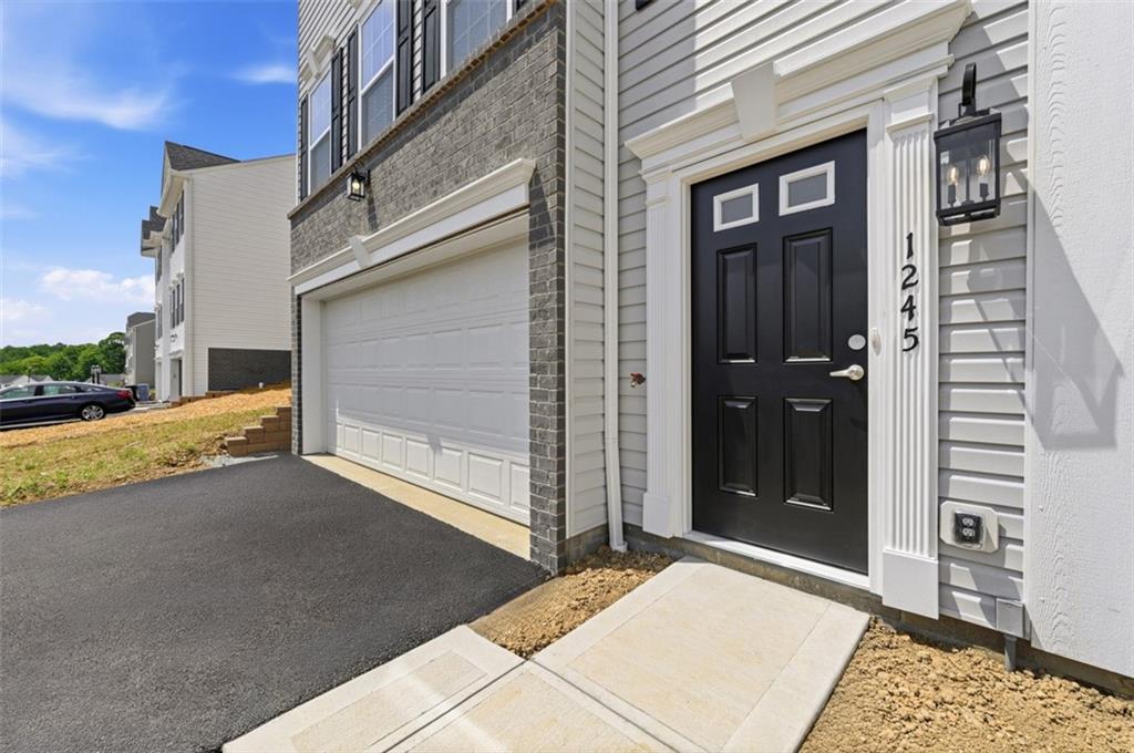 1245 Bedford Road, Unit 2083A North Huntingdon, PA 15642 - Photo 16 of 48