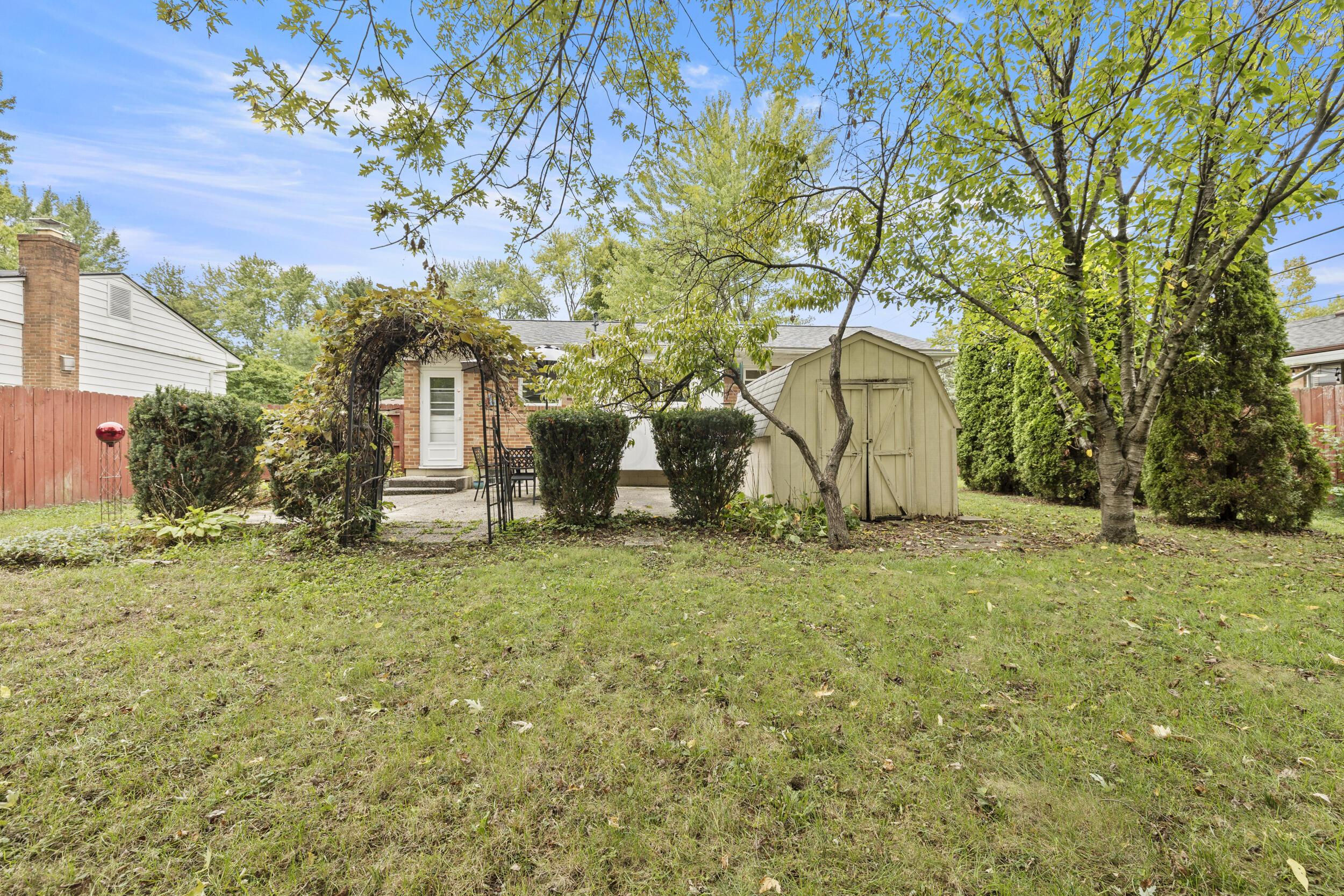 5672 Norcross Road Columbus, OH 43229 - Photo 34 of 38 34_back 01