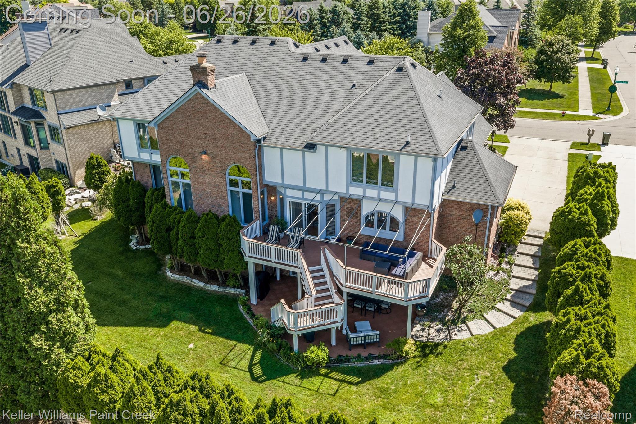 2036 Hickory Trail Drive Rochester, MI 48309 - Photo 65 of 77 71-2036 Hickory Trail Dr - Aerial 0011.jpg