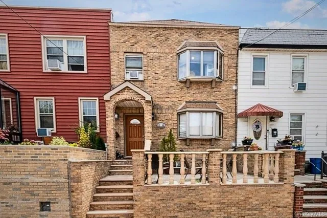 $3,600 | 61-46 56th Street, Unit 1 | Maspeth