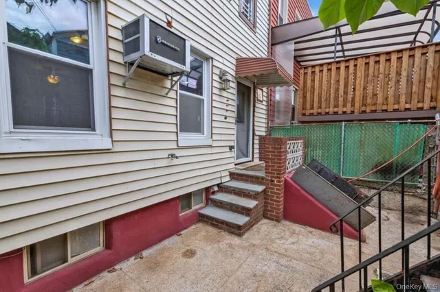 $3,600 | 61-46 56th Street, Unit 1 | Maspeth