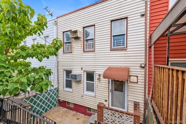 $3,600 | 61-46 56th Street, Unit 1 | Maspeth